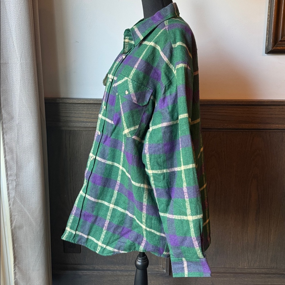 Windridge Plaid Green and Purple lined Shirt Jacket XL. NWT - Picture 3 of 7